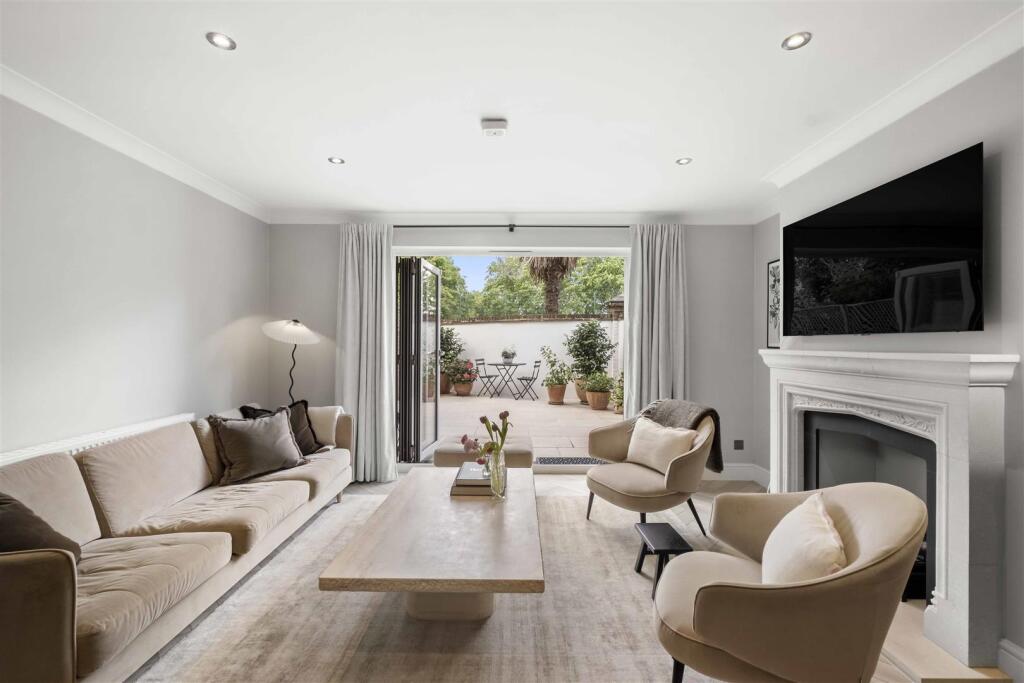 Main image of property: Hurlingham Square, Fulham