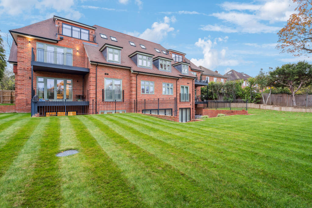 Dene Road, Northwood, HA6 photo 2