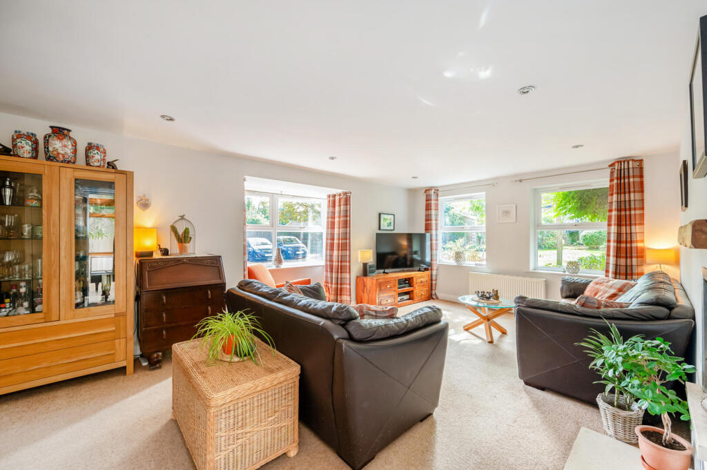 House in Fareham, Fleetend - More