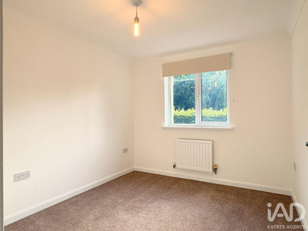Apartment in Spencers Wood, Shinfield - View 5