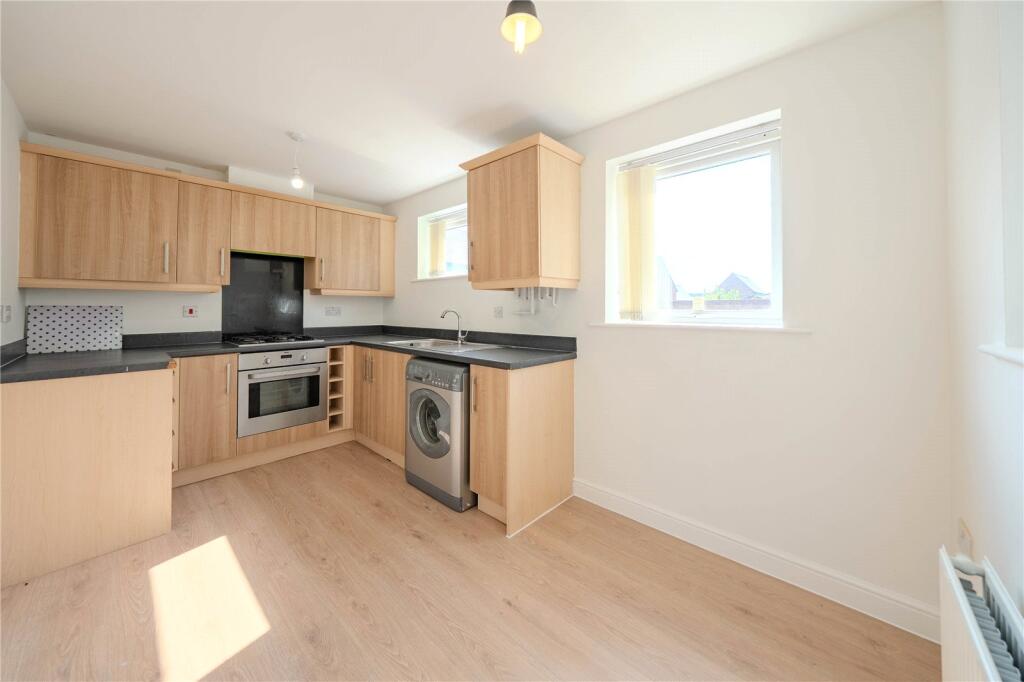 Oaklands Close, Gipton, Leeds photo 4