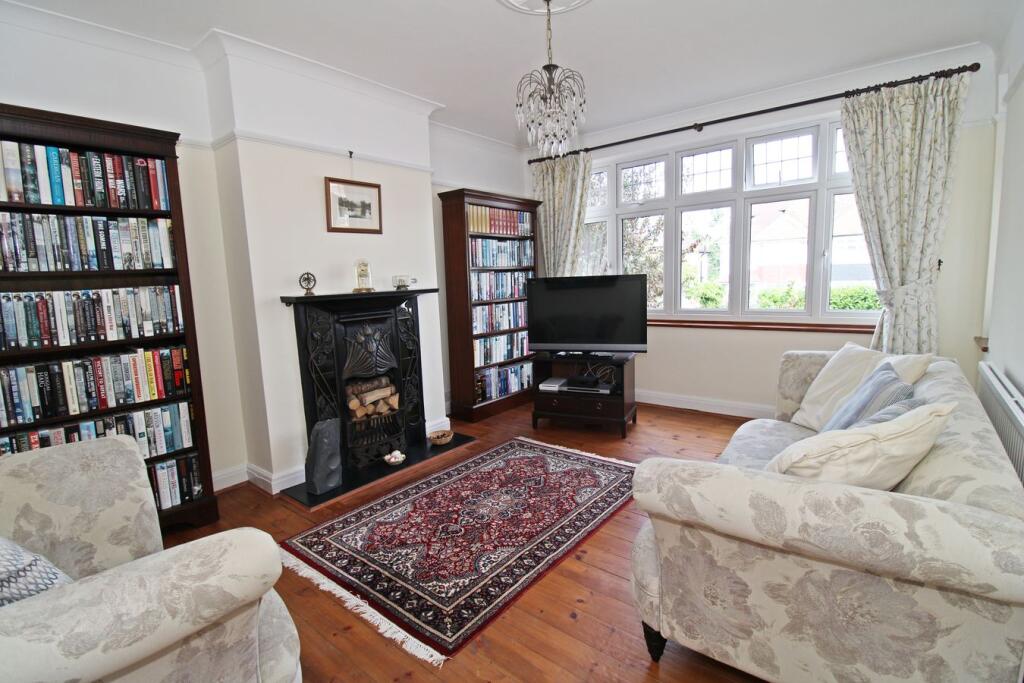 Goodhart Way, West Wickham, BR4 photo 2