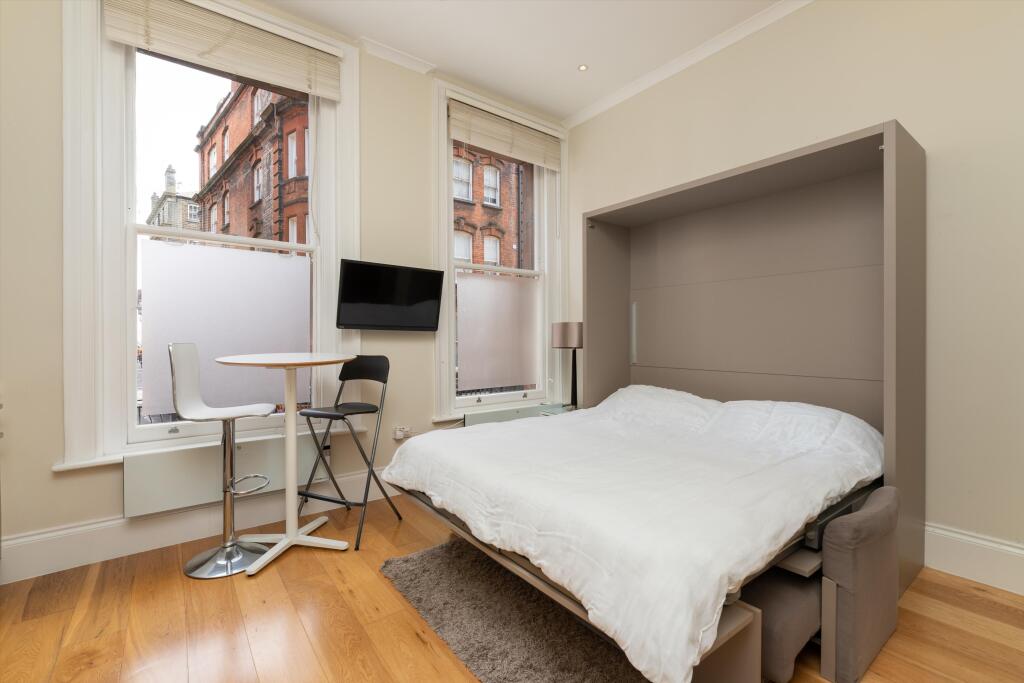 Studio flat for rent