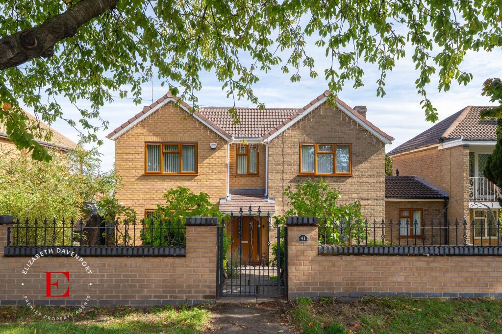 Main image of property: Leamington Road, Styvechale, CV3