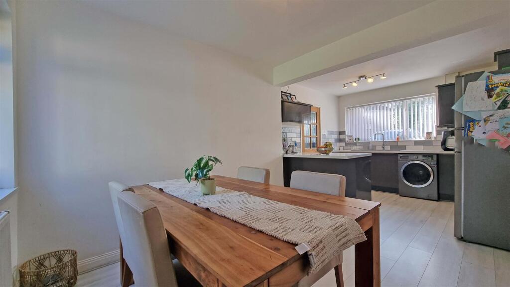 Shawfield, Hollywood photo 4