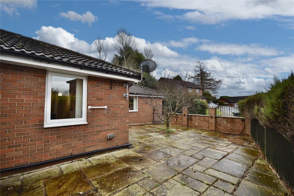 Tall Trees Close, Royton, Oldham, Greater Manchester, OL2 photo 2