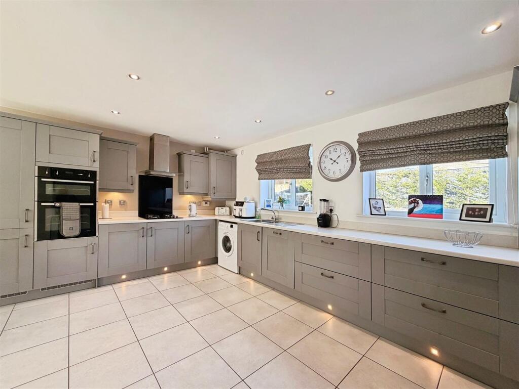 House in Sheffield - View 5