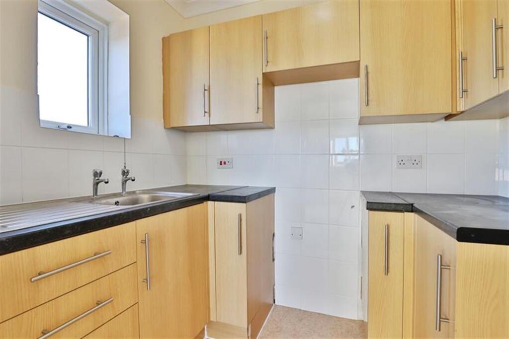 Main image of property: Barton Lodge, Uppleby Road, Upper Parkstone, Poole, BH12