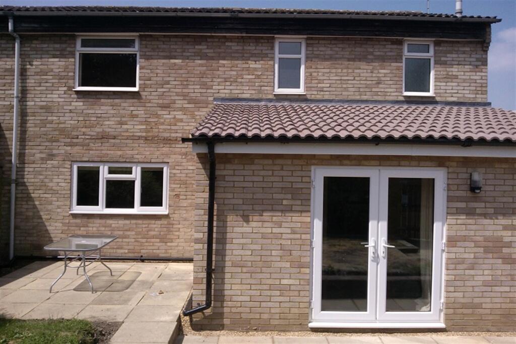 Main image of property: Leaves Green, Bracknell, RG12