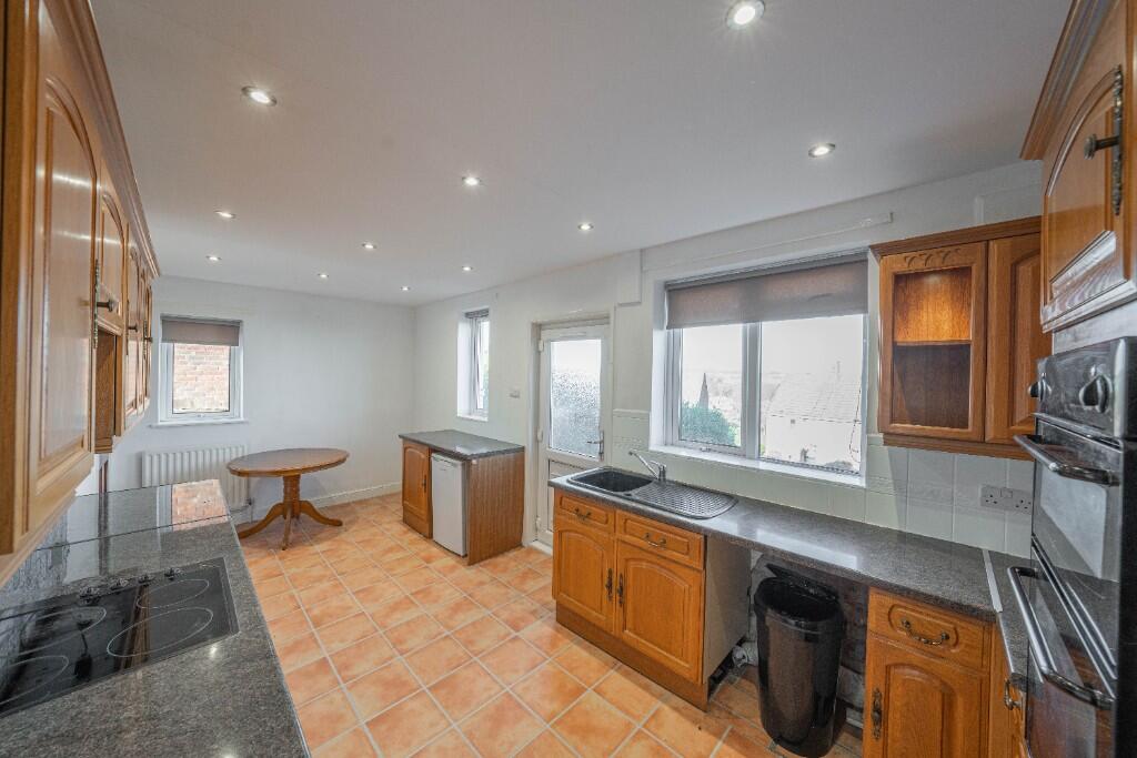 House in Gateshead, Ryton - More
