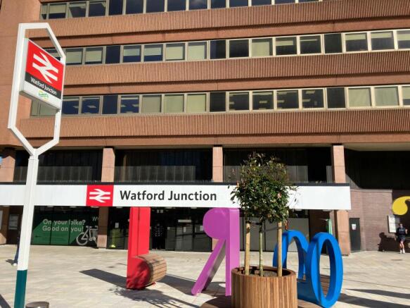Watford Junction Station