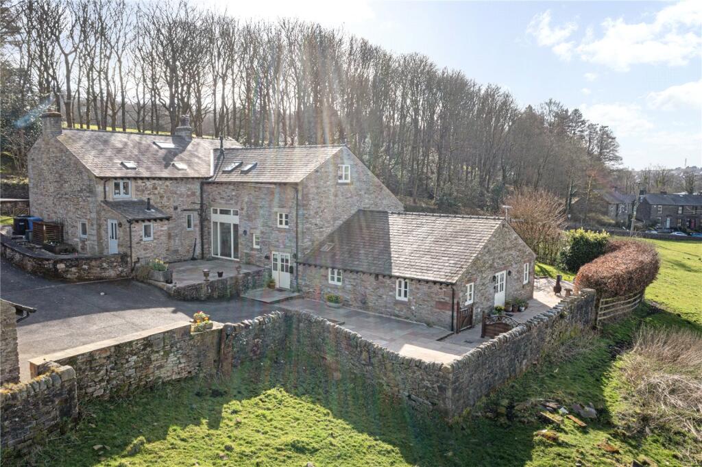 Main image of property: Norcross Brow, Withnell, PR6