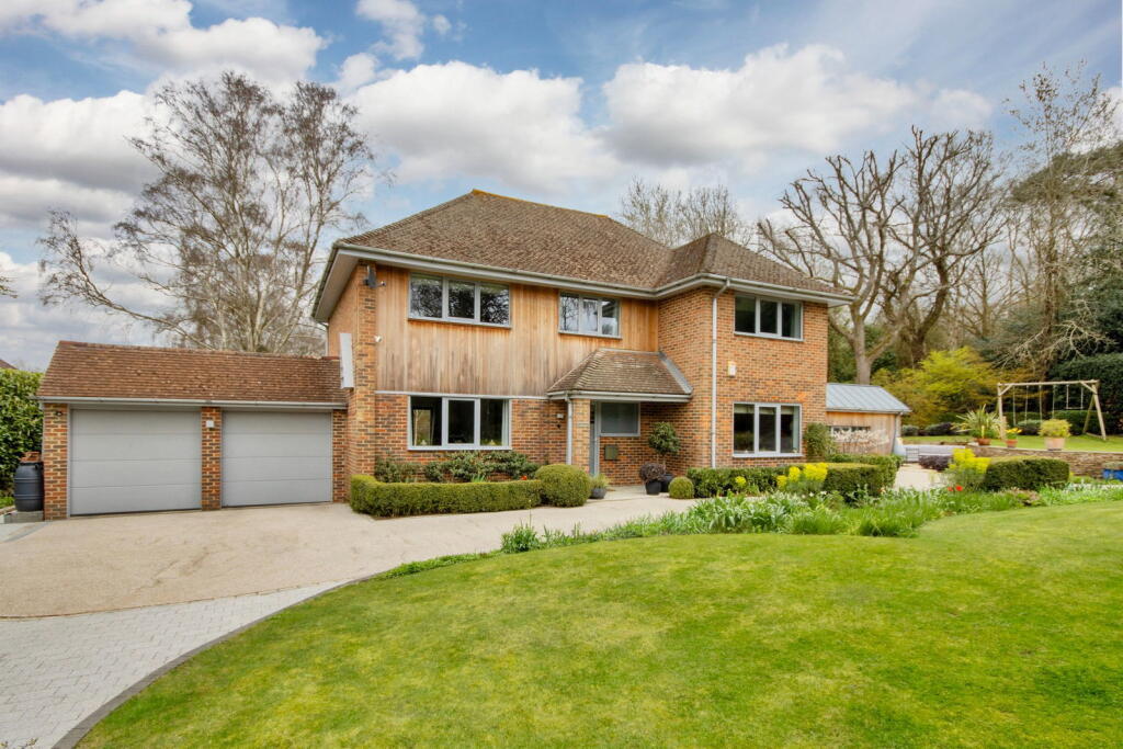 Main image of property: Platt Common, Platt, Sevenoaks, TN15 8JU
