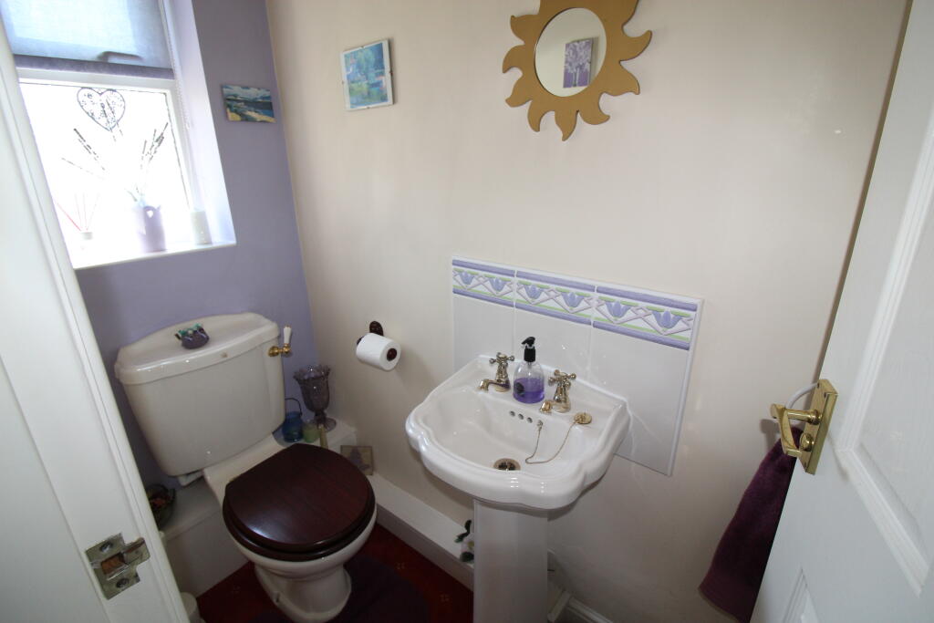 House in Chorley, Clayton-le-Woods - More