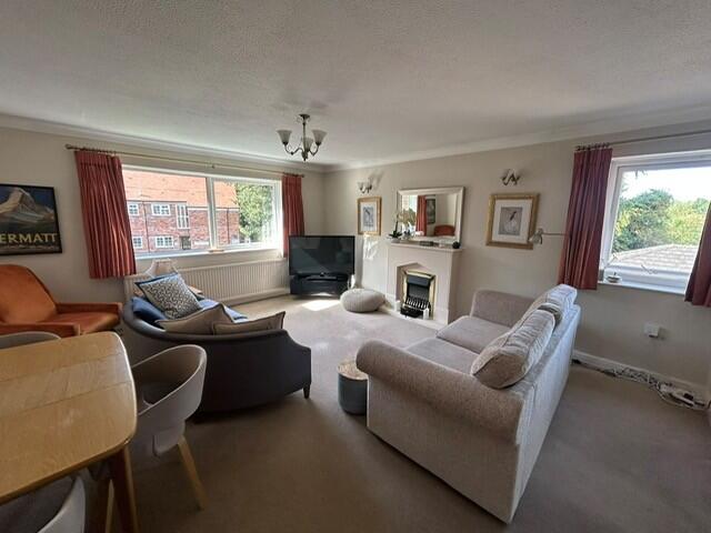Apartment in Stockport - View 2