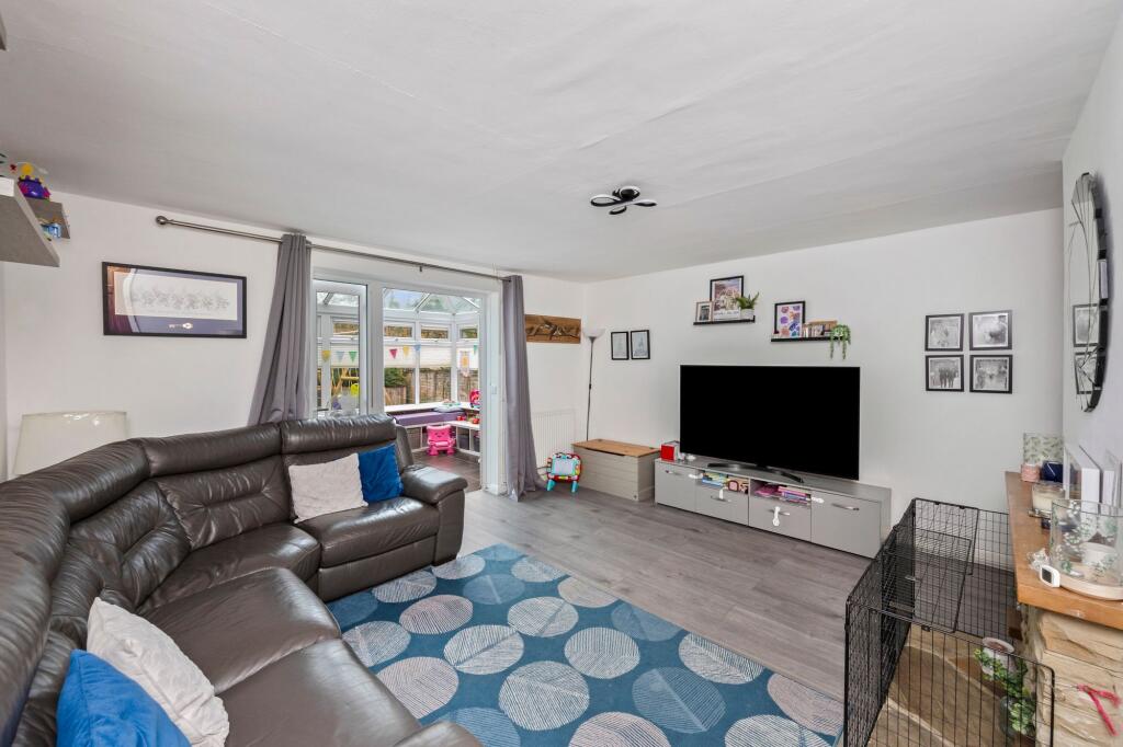 House in Wealden, Hailsham - View 2