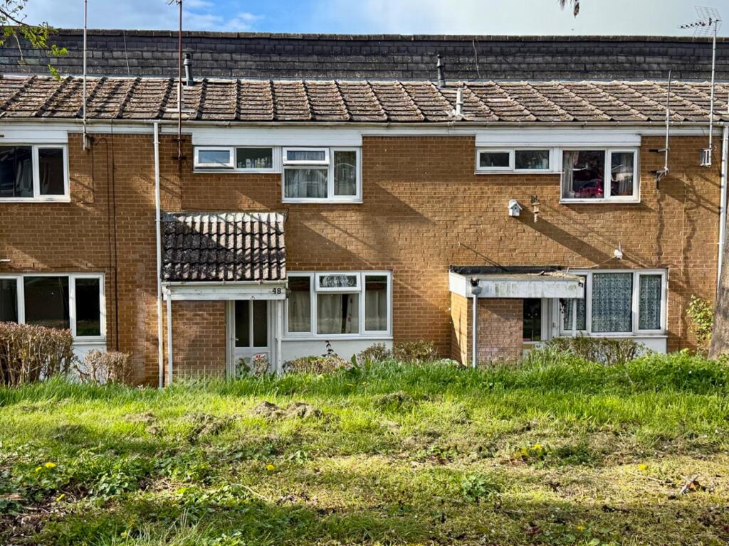Main image of property: 48, The Medway, Daventry, NN11 4QU