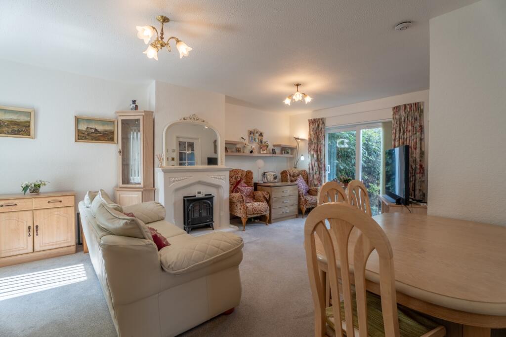 House in Exeter - View 3