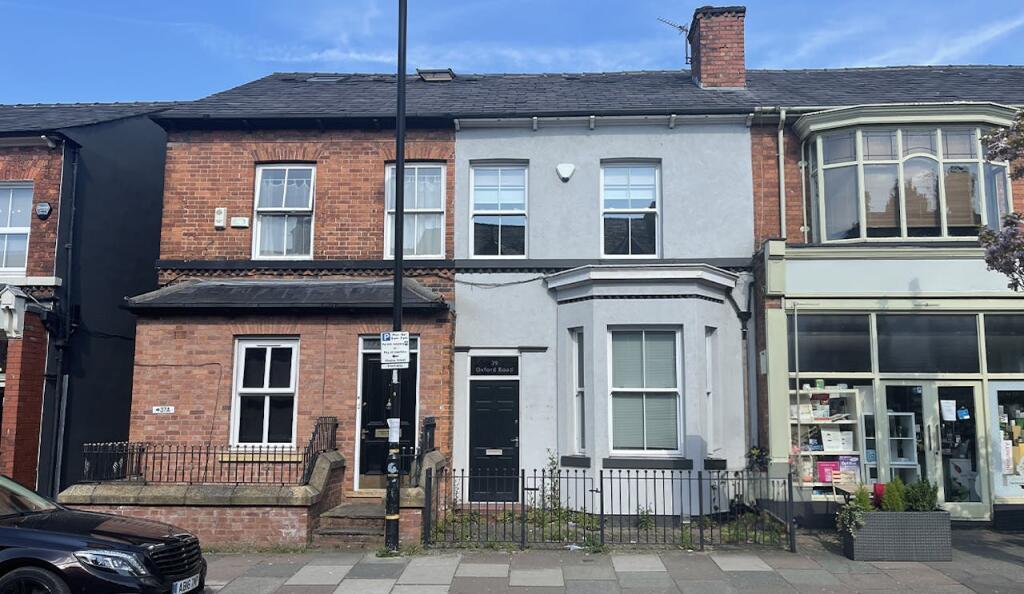 Main image of property: 39 Oxford Road, Altrincham, WA14 2ED