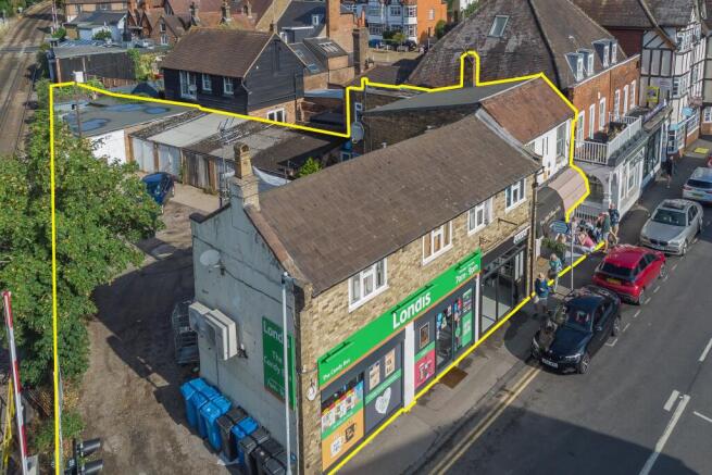 10 High Street, Datchet SL3 9EA