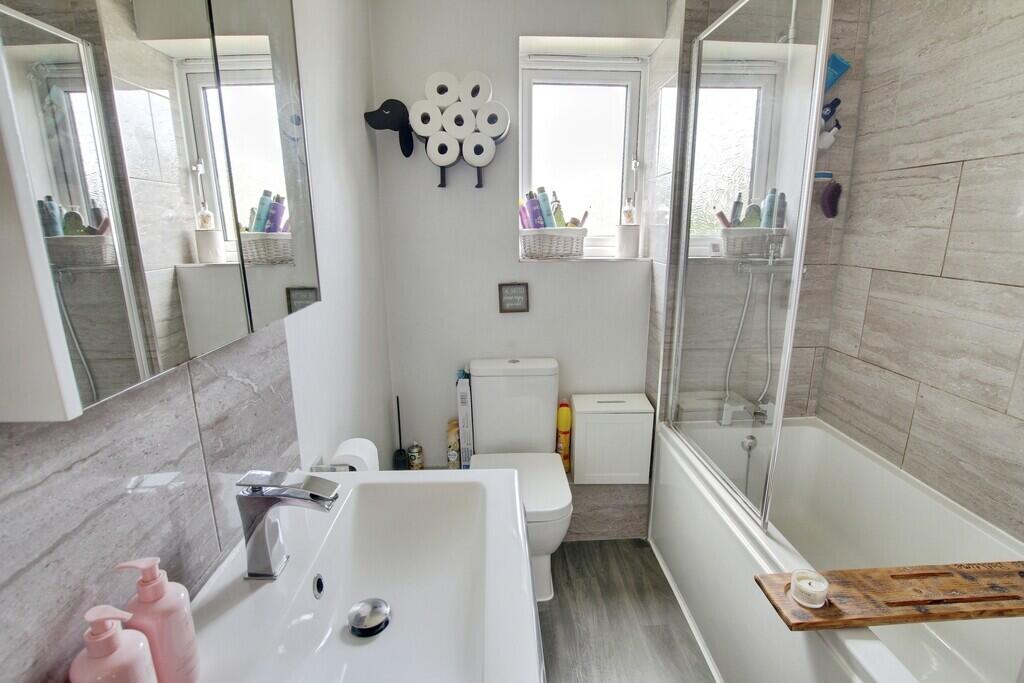 House in Peterborough - View 4