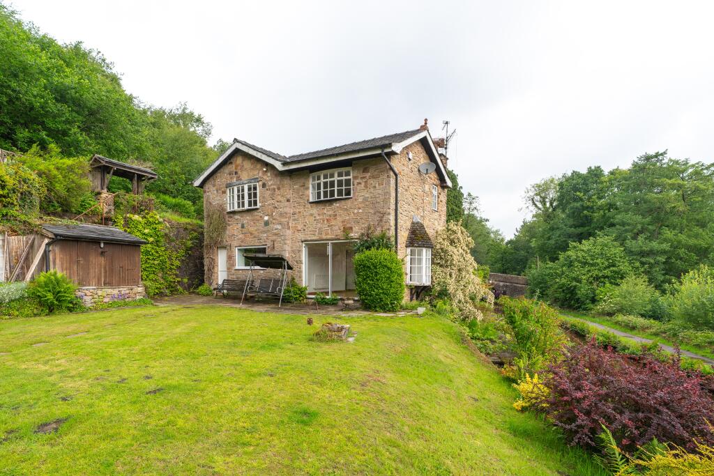 Club Cottage, Hollinwood Lane, Marple photo 2