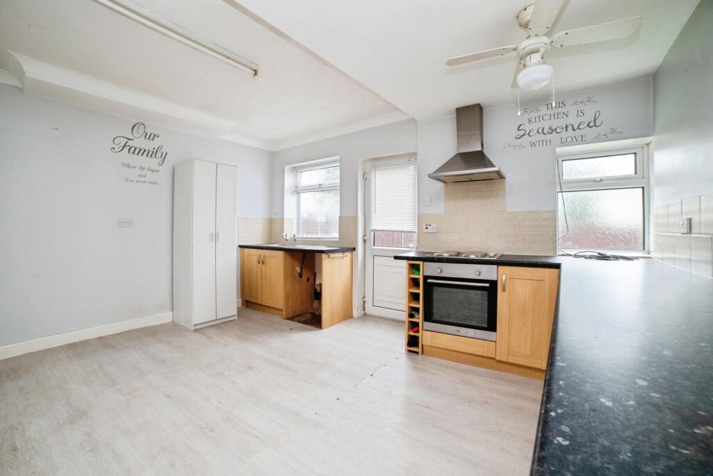 Victoria Street, Stanton Hill, Sutton-in-Ashfield, Nottinghamshire, NG17 - More