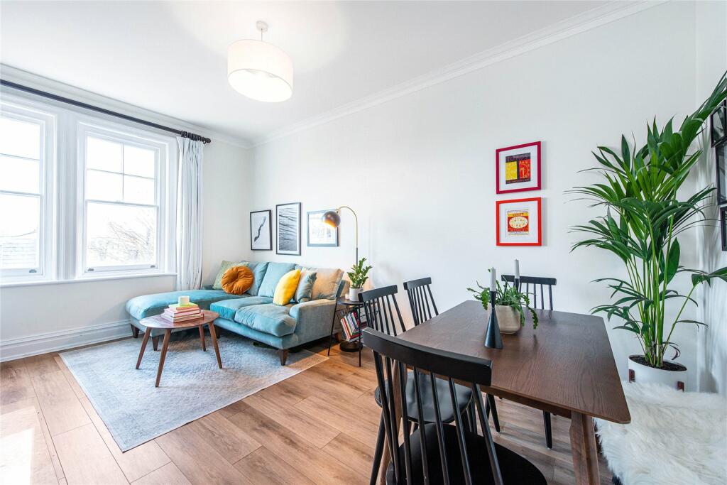 Main image of property: Elm Park Mansions, Park Walk, Chelsea, London, SW10