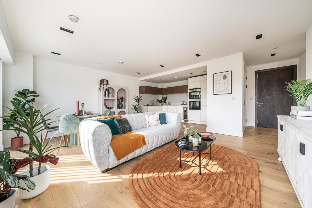 Main image of property: 16 Exchange Gardens,
London,
SW8 1DF