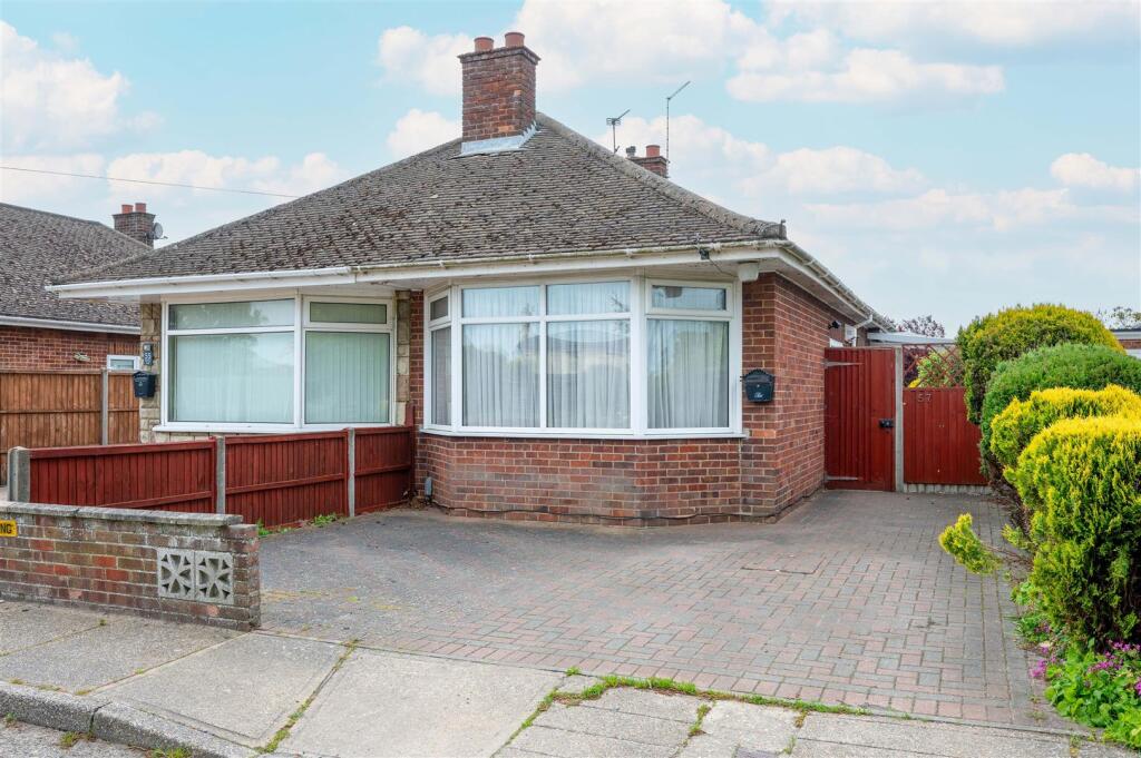 Main image of property: Beccles Road, Bradwell, Great Yarmouth