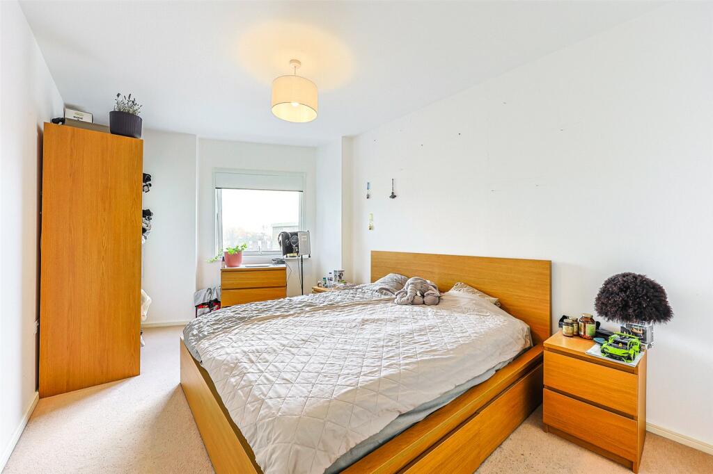 Apartment in London - View 4