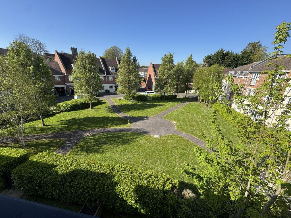 Main image of property: Spiro Close, Pulborough