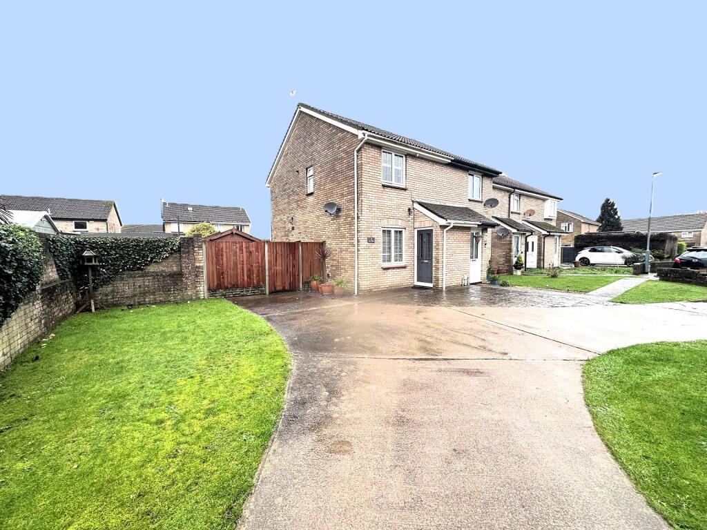 2-bed semi-detached on Lea Close, Undy, Caldicot, Mon. NP26 3JX, £259,950