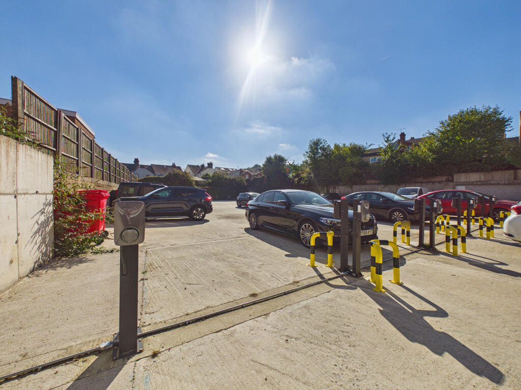 Property photo 11
