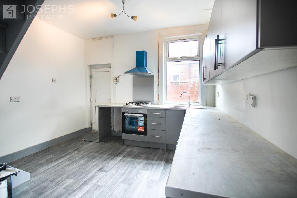 House in Bolton - View 4