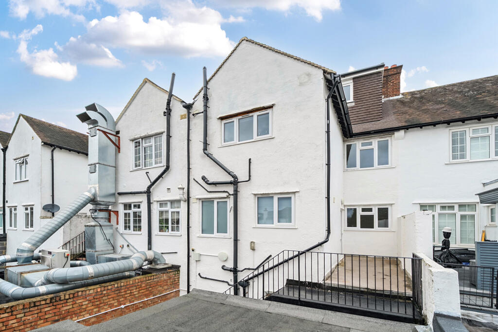 Main image of property: High Street, West Wickham