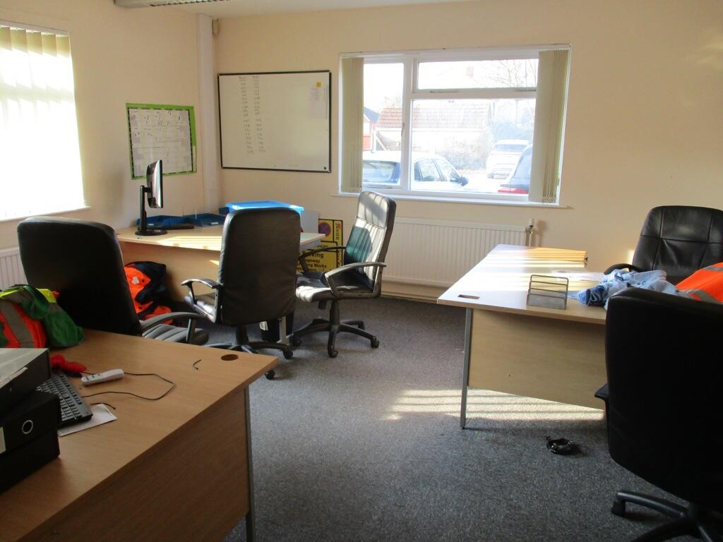 Photo 13