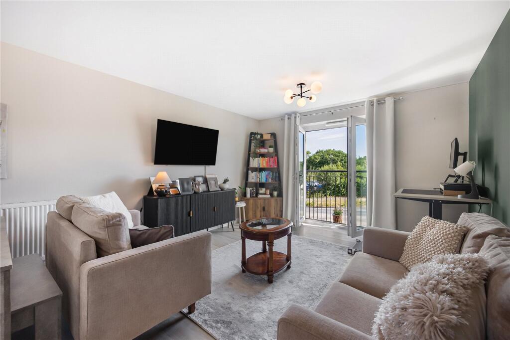 Apartment in Wokingham - View 2