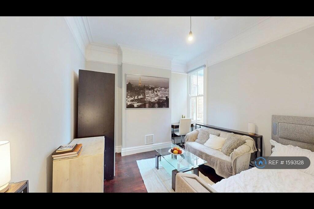 Main image of property: Granville Gardens, London, W5