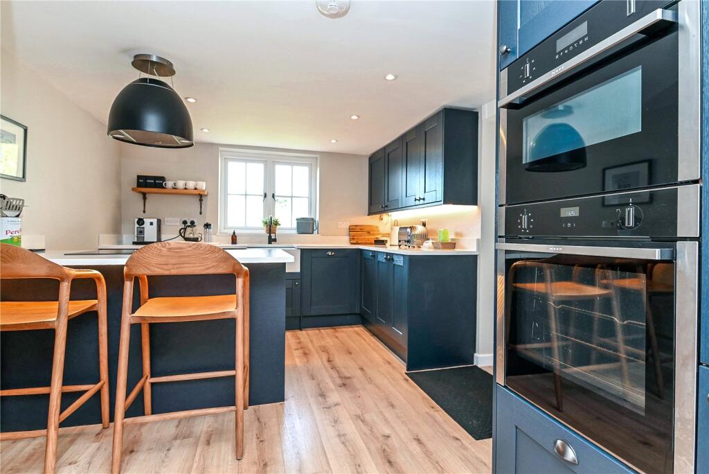 House in New Forest, New Milton - View 2