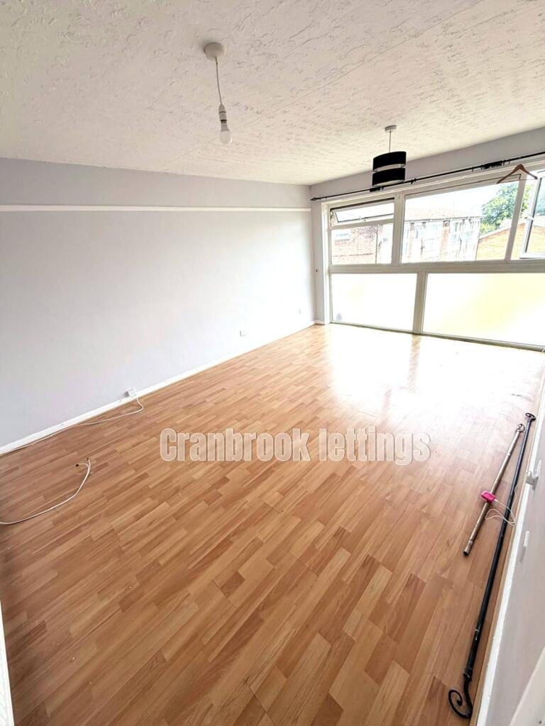 Main image of property: St. Peters Close, Ilford, IG2