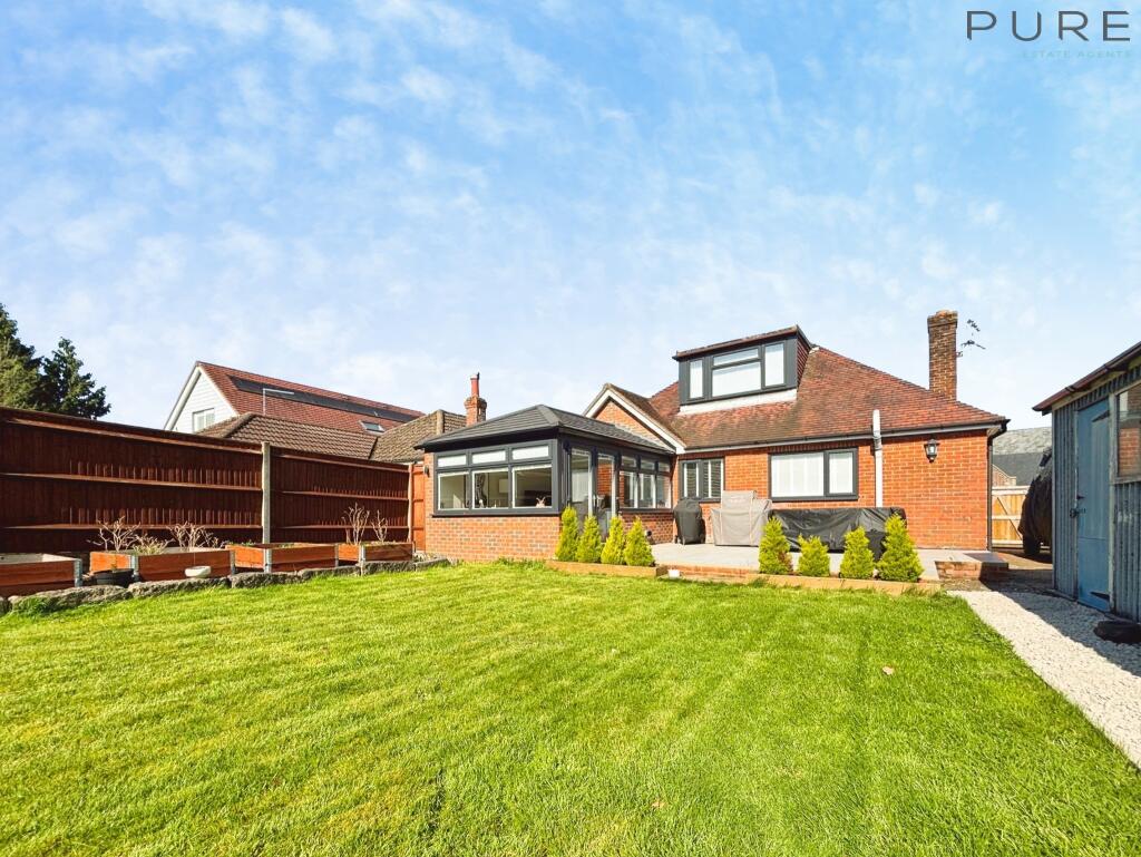 Main image of property: Botley Road, West End, Southampton