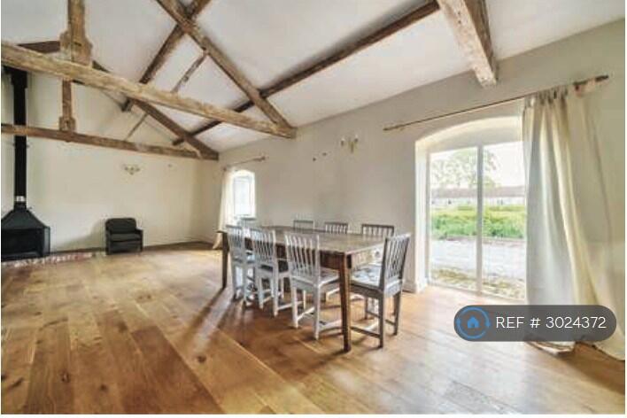 House in Salisbury - View 4