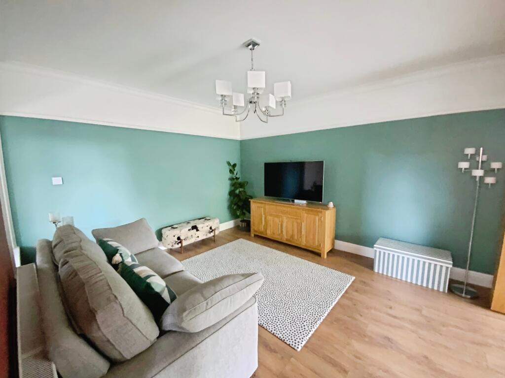 House in Hull - View 5