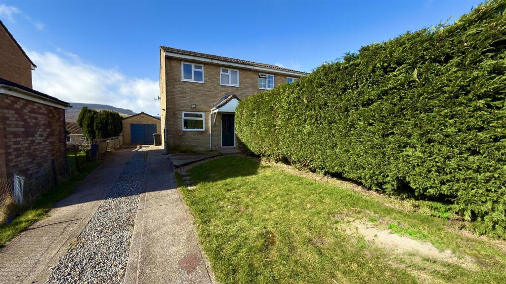 Main image of property: Blaen Wern, Cwmdare, Aberdare