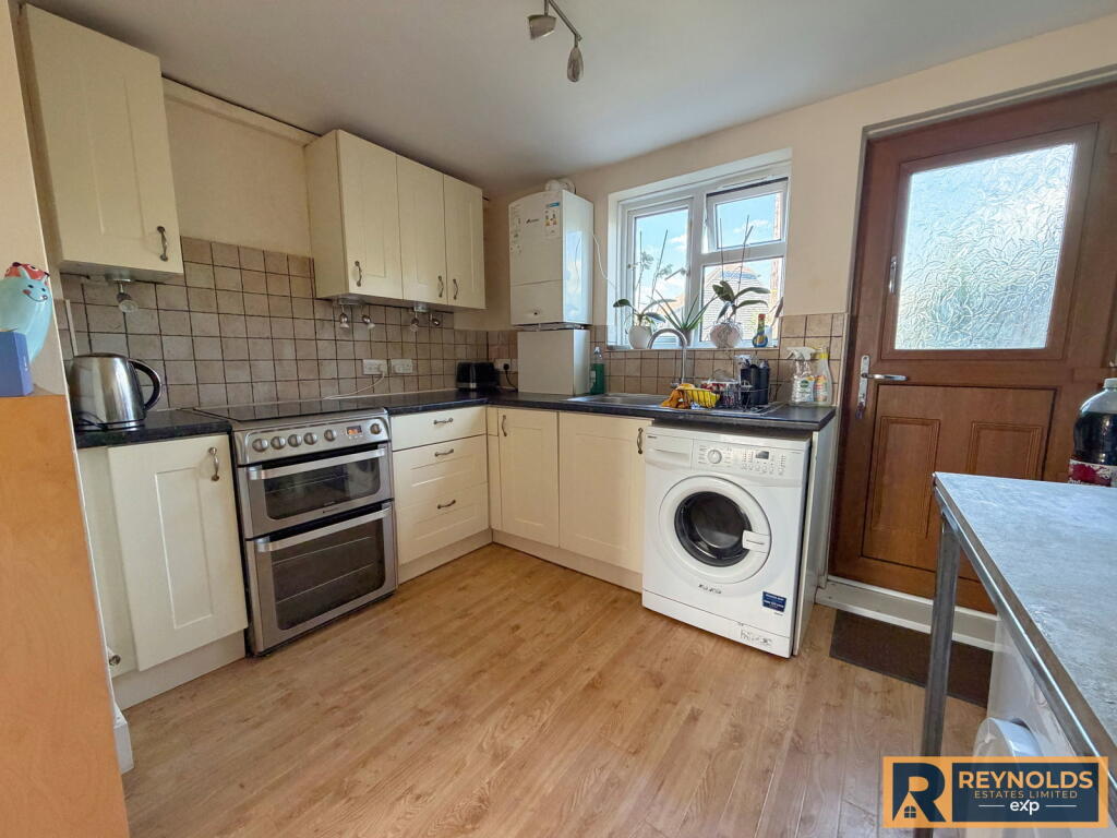 Apartment in Rochester - More