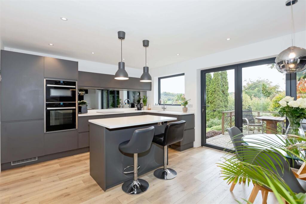 Nepcote, Findon, Worthing photo 2