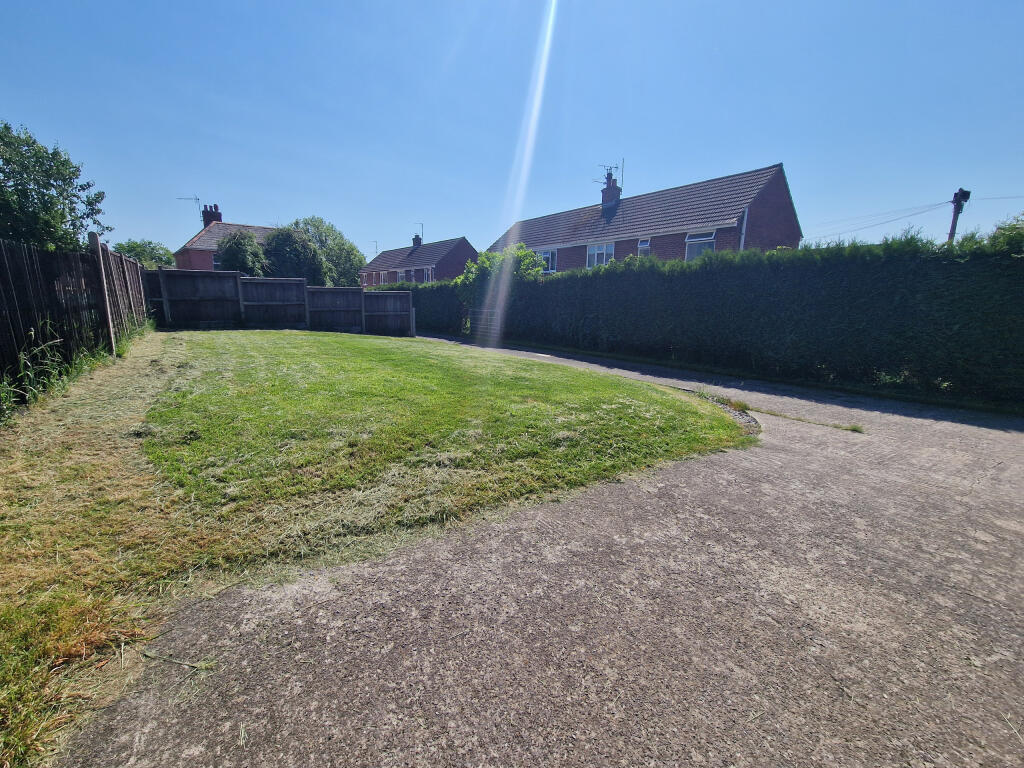 House in Yeovil, Somerset - View 2