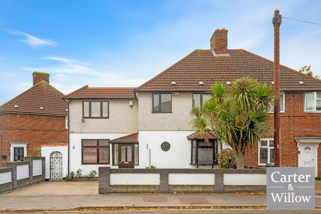 4-bed semi-detached on Bennetts Castle Lane, Dagenham, £550,000