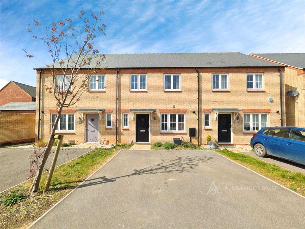 Main image of property: Brent Close, Bicester, OX26